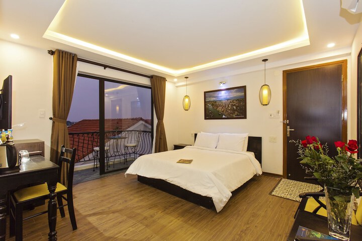 Room 27 of 67