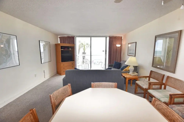 Photo of 0105 Waters Edge Resort 1 Bedroom Condo by Redawning