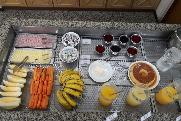 Breakfast/Coffee Service 18 of 29