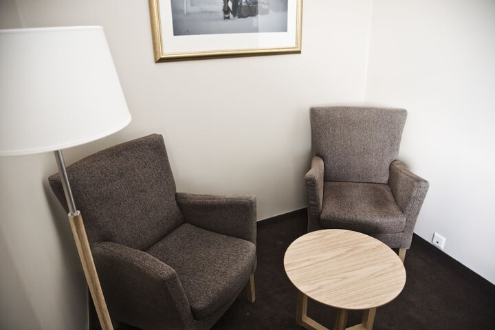 Room 17 of 46