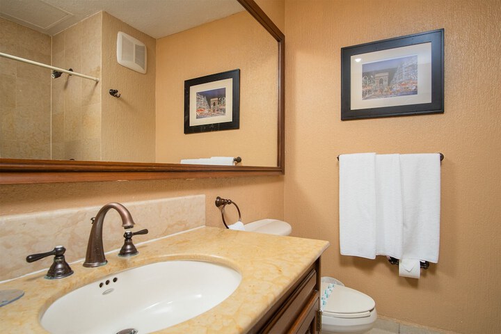 Room 517 of 599