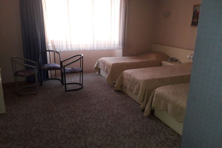 Room 10 of 23