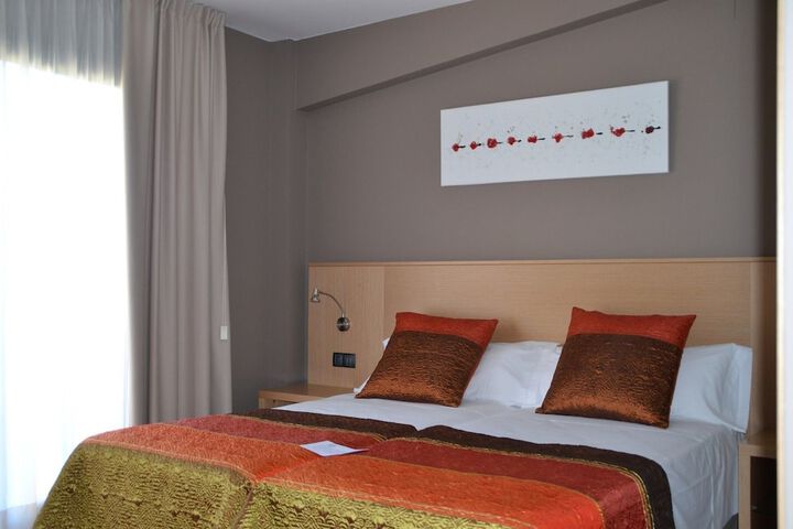 Room 5 of 56