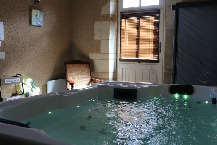 Spa 17 of 35
