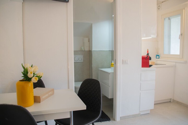 Room 17 of 20