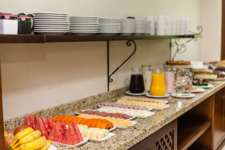 Breakfast/Coffee Service 53 of 67