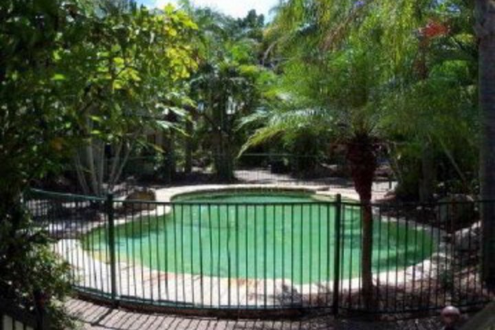 Pool 4 of 4