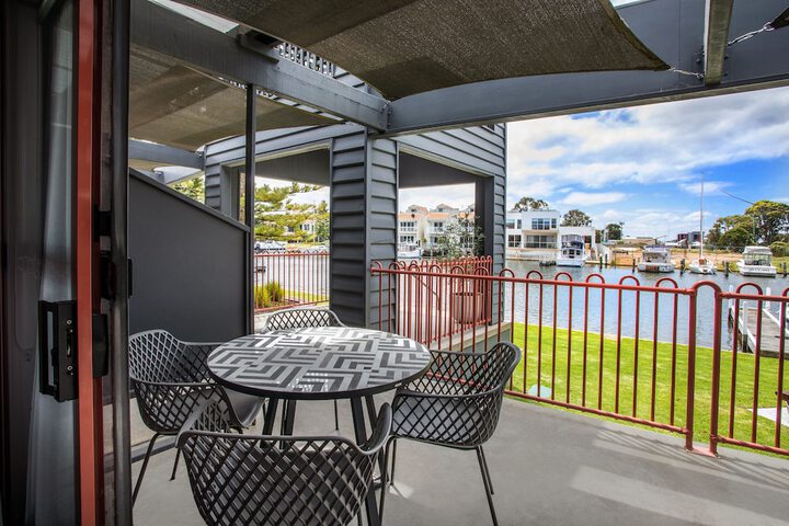 Terrace/Patio 62 of 108