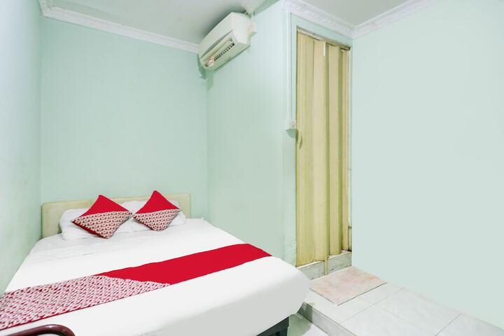 Room 21 of 24