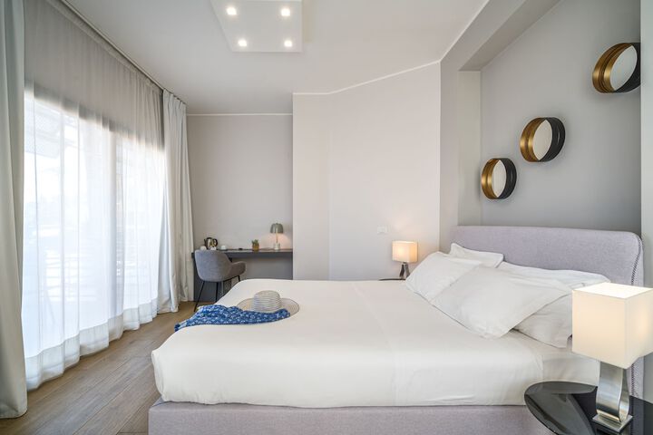 Room 28 of 113