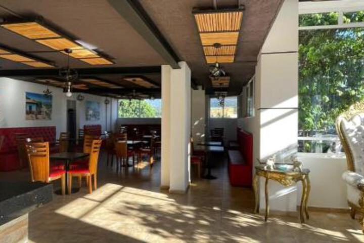 Hotel Santa Maria Villeta