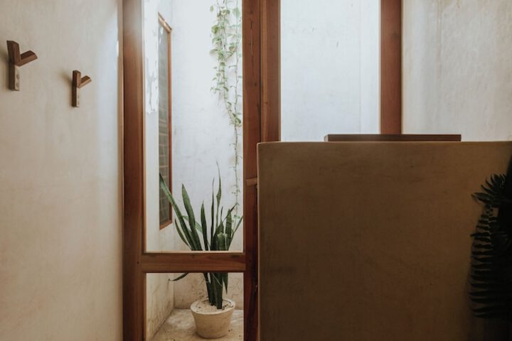 Room 21 of 60