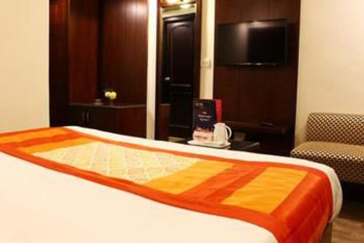 Room 14 of 26