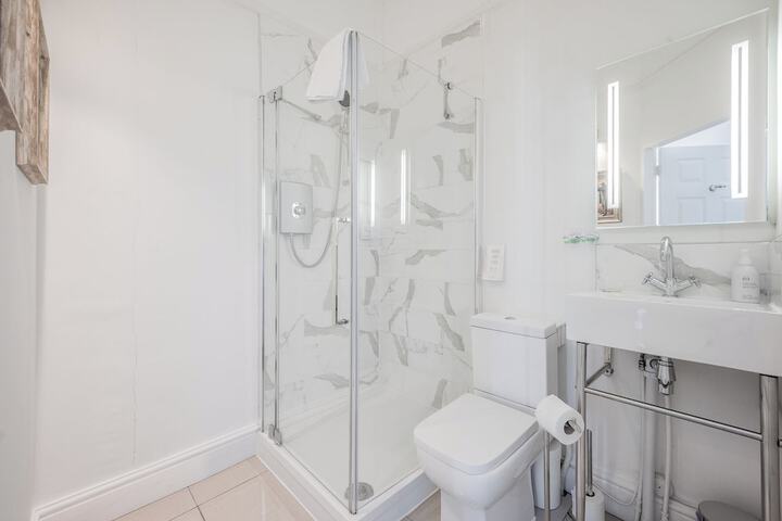 Clean Restrooms