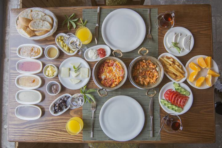 Breakfast/Coffee Service 75 of 82