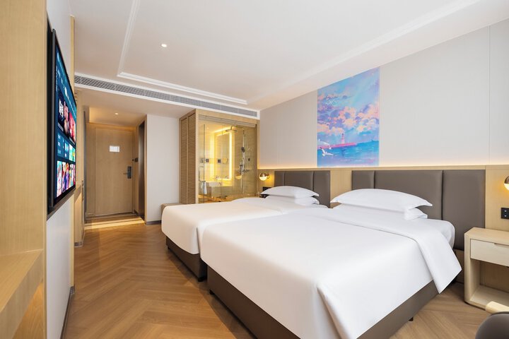 Room 4 of 26