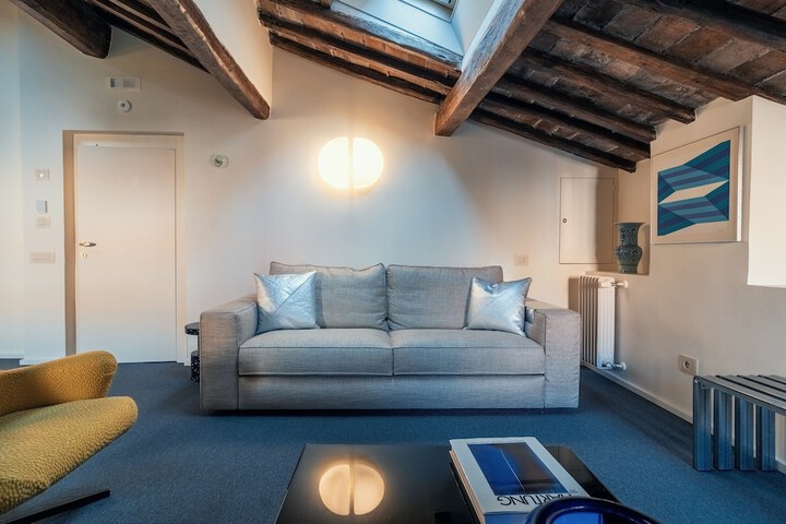 Room 40 of 63