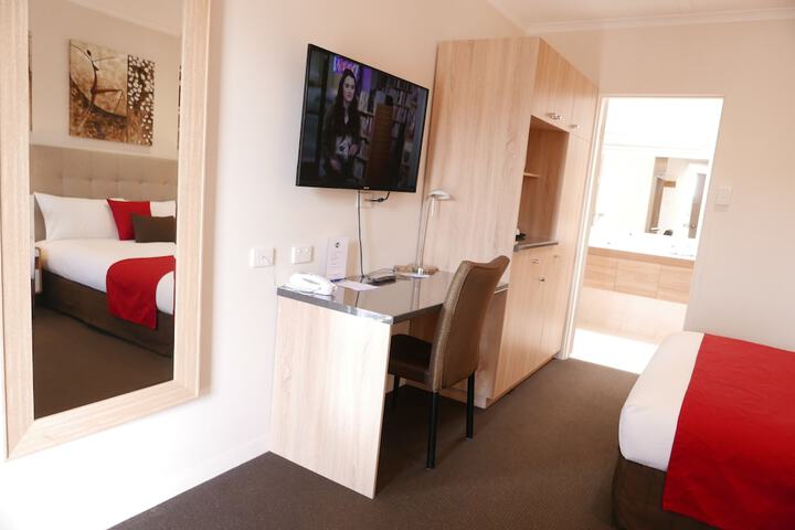 Room 22 of 43