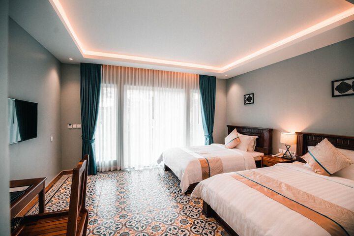Room 14 of 63