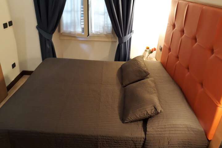 Room 28 of 56