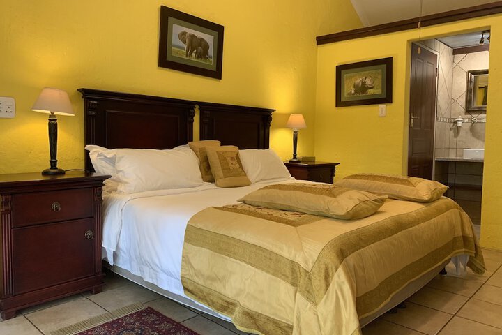 Room 29 of 143