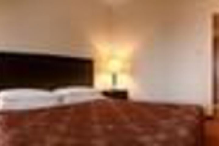 Room 17 of 54