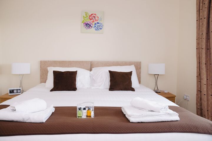 Room 3 of 47
