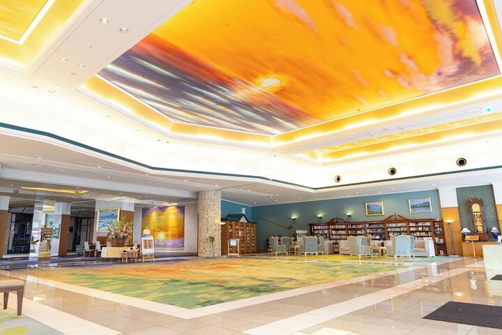 Hotel Lobby