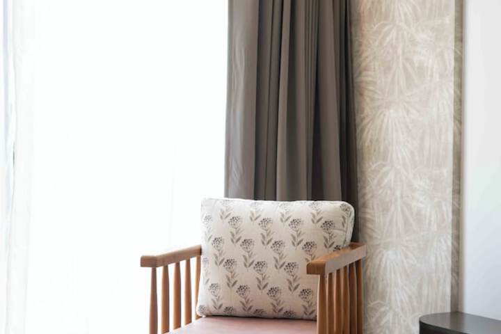 Room 14 of 28