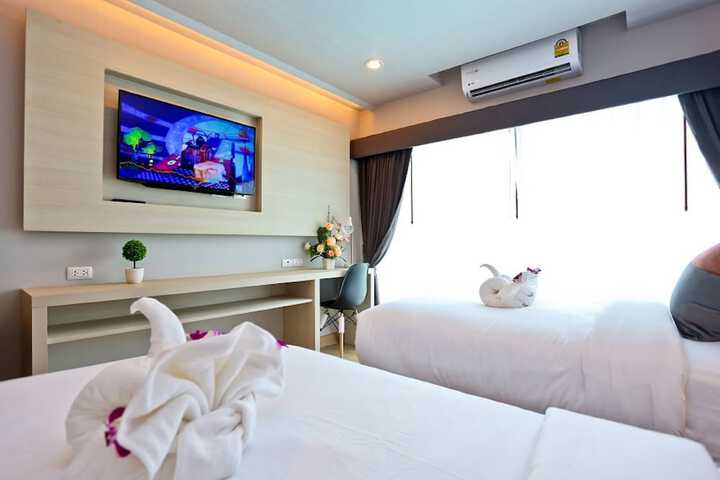 Room 16 of 17