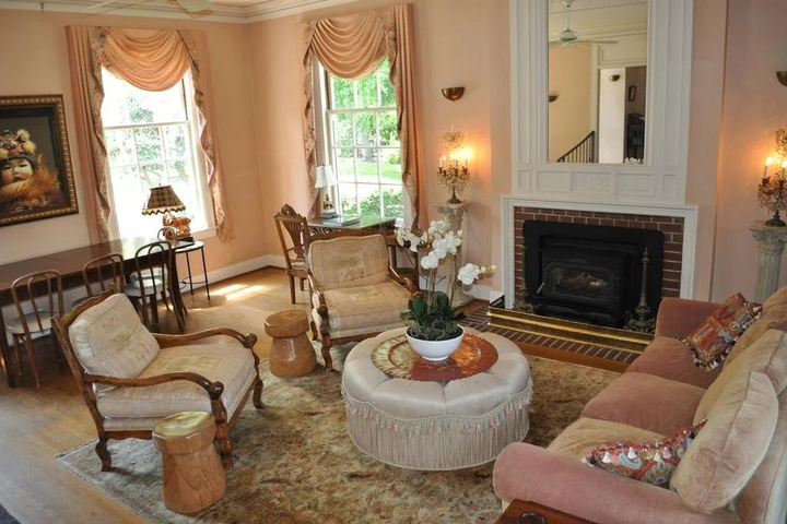 Photo of Bear Creek Inn