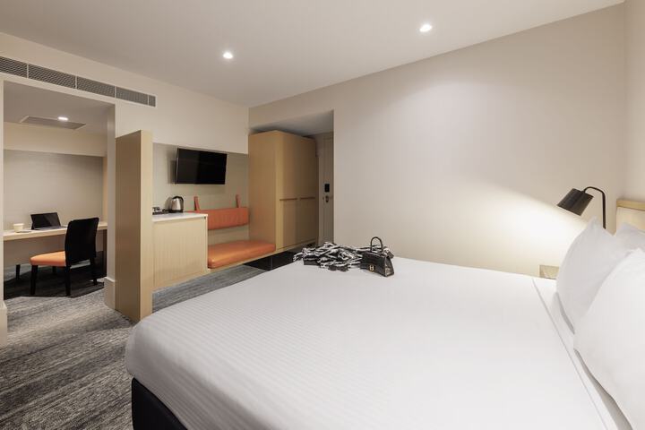 Room 7 of 50