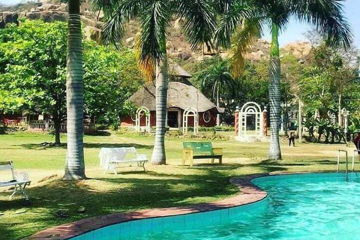Hotel with Pool