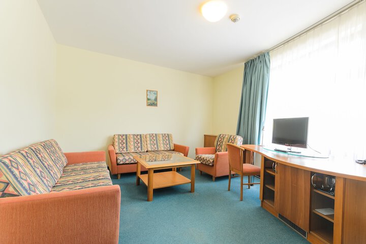 Room 15 of 51
