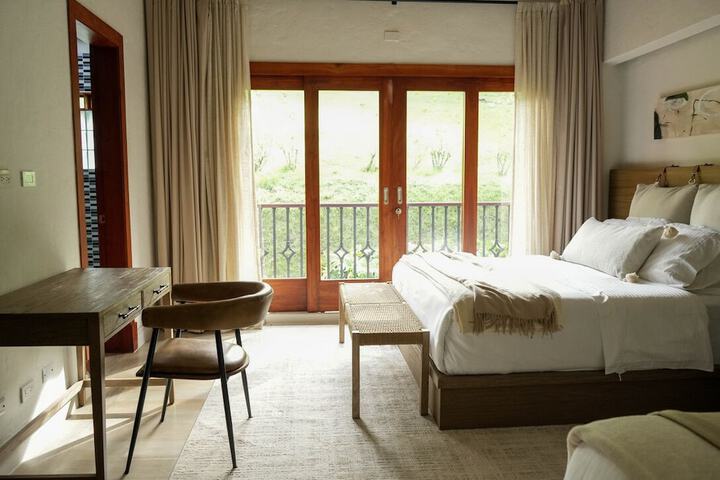 Room 7 of 26