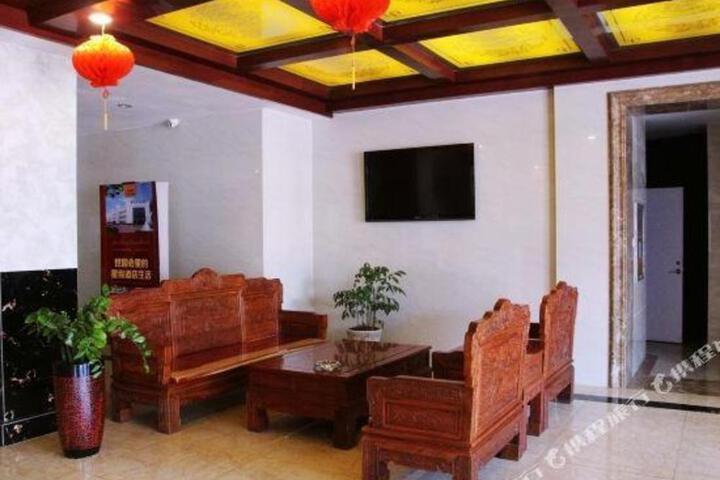 Daweng Jiulongquan Hotel (Cross-sea Bridge Licang)