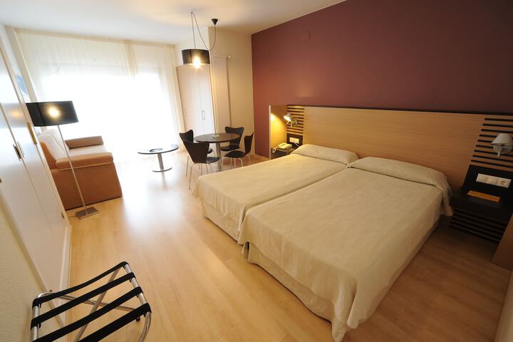 Room 7 of 53