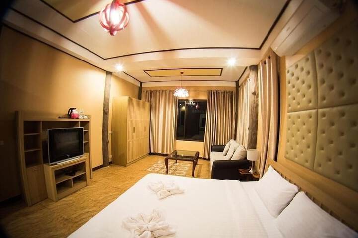 Room 22 of 64