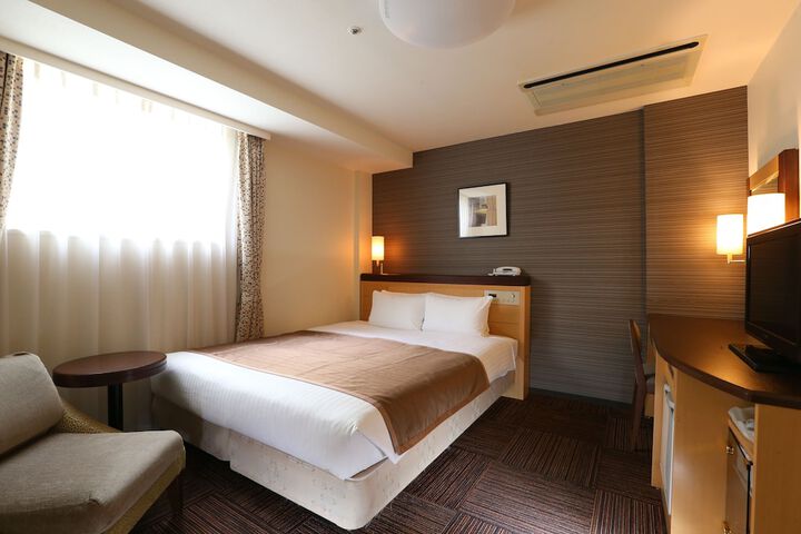 Room 21 of 73
