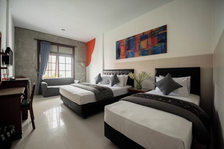 Room 12 of 67