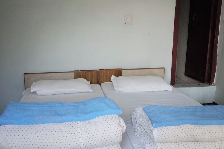 Room 14 of 43