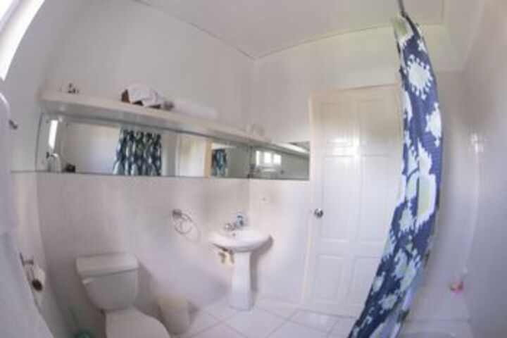Room 3 of 18