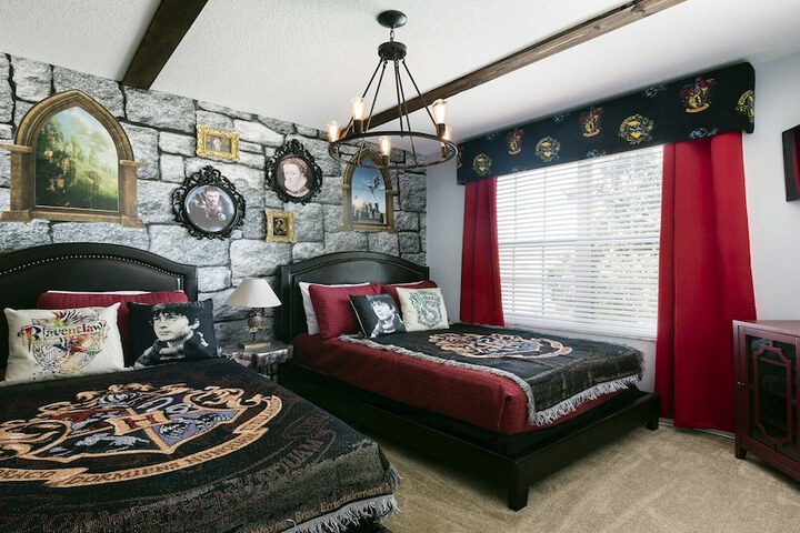 Room 286 of 710