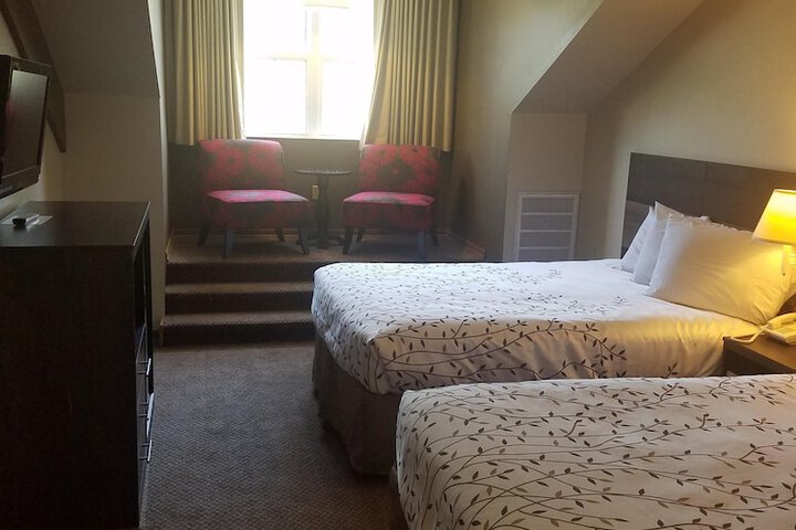 Room 23 of 79