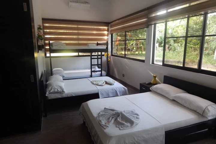 Room 3 of 21