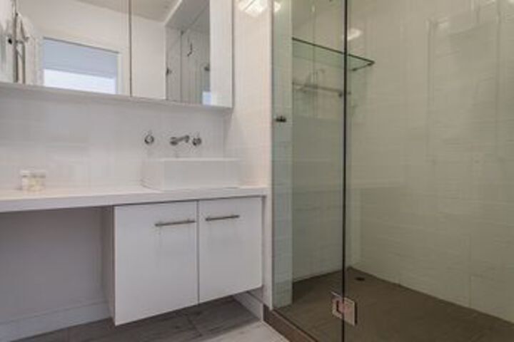 Room 12 of 17
