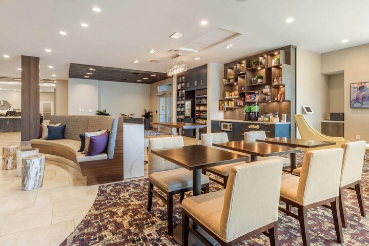 Hotel Interior 5 of 53