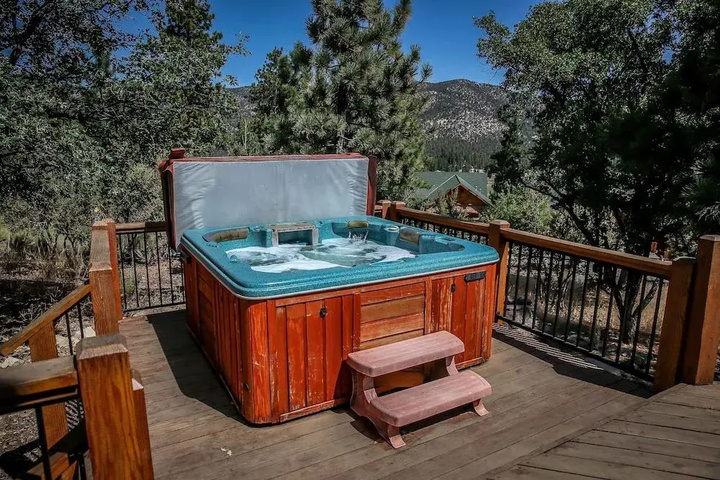 Pool 7 of 14