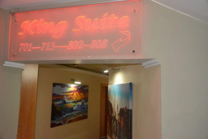Ballroom/Hall 46 of 48