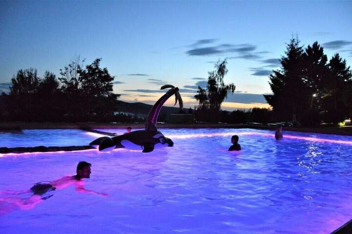 Pool 28 of 42